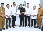 Penyerahan Laporan Tahapan Pilkada Serentak Tahun 2024 oleh KPU Batanghari ke Ketua DPRD Batang Hari