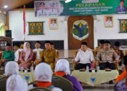 Ketua DPRD Batang Hari Rahmat Hasrofi, Menghadiri Pelepasan 200 Jemaah Haji Batang Hari ke Tanah Suci