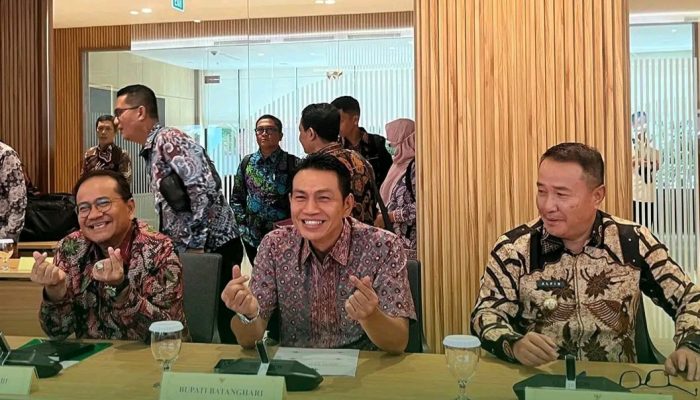 Mhd. Fadhil Arief Dampingi Gubernur Jambi Audiensi Dengan Menkes RI