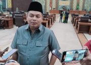 Ketua DPRD Kota Jambi Soroti Antrian Kendaraan di Bahu Jalan Dekat SPBU, Minta Pemkot Bertindak Cepat