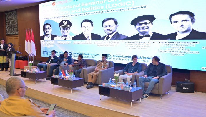 Wali kota Jambi Dr Maulana Bicara Data dan Digitalisasi di Seminar LOGIC 2025