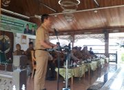 Bupati Batang Hari Mhd. Fadhil Arief, Melantik Kepala Desa Pasar Terusan Kecamatan Muara Bulian
