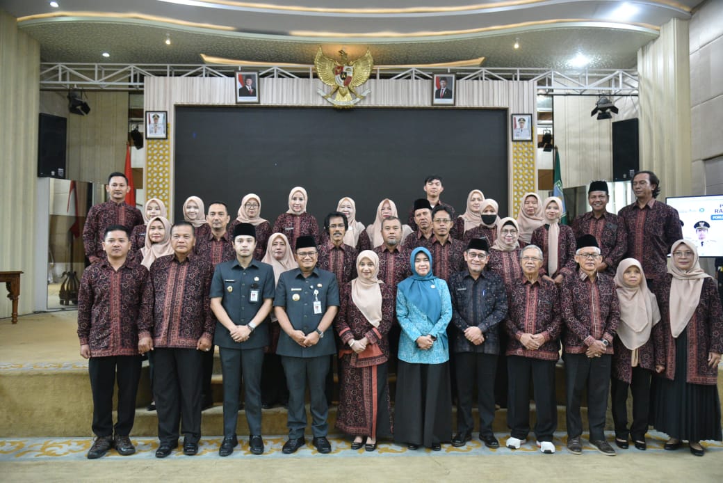 Dr. Maulana Kukuhkan Pengurus Forum Kota Sehat Periode 2025–2027