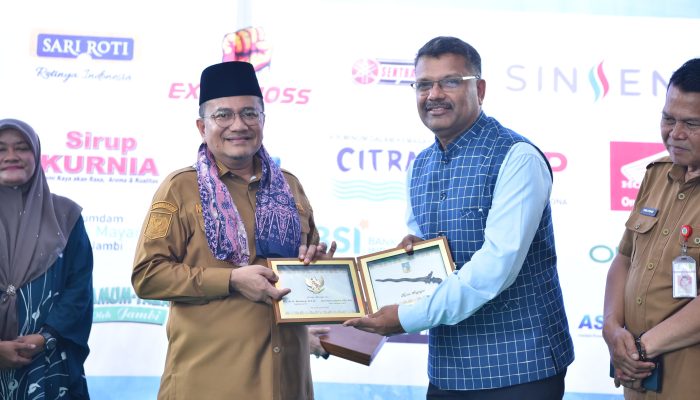Wali Kota Jambi, Dr. Maulana, Secara Resmi membuka kegiatan Liga Ilmu Serantau Expo 2025