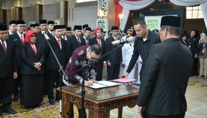 Wali Kota Jambi, Dr. Maulana, Menegaskan Pelantikan ini Merupakan Bagian dari Evaluasi Menyeluruh Terhadap Kinerja ASN