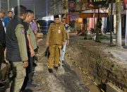 Wali kota Jambi, Dr. Maulana  Melakukan Sidak Langsung Progres Pembangunan Drainase