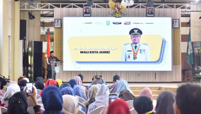 Wali Kota Jambi Dr. Maulana, Menggandeng Kementerian Ekonomi Kreatif Untuk Mewujudkan Kota Jambi Bahagia