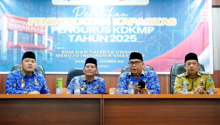 Bupati Batang Hari Diwakili Asisten III Setda, Asri Yonalsyah. Hadiri Sekaligus Membuka Acara Pelatihan Peningkatan Kapasitas Kompetensi Tahun 2025