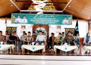 Bupati Batang Hari Mhd Fadhil Arief Beserta Istri Ibu Zulva Fadhil Menyambut Kedatangan Kafilah Kabupaten Batang Hari  MTQ ke-54 tingkat Provinsi Jambi