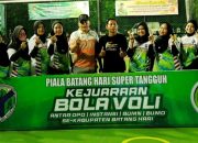 Abu Bakar Sidiq Ketua Harian PBVSI Batang Hari Membuka Secara Langsung Kejuaraan Voli Super Tangguh Batang Hari
