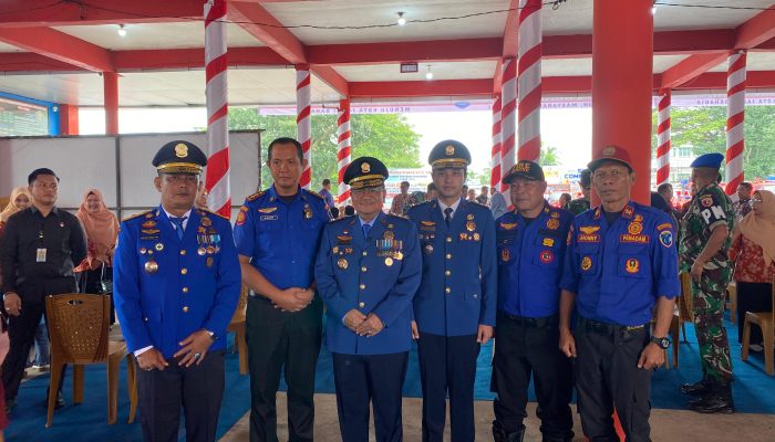 Wali Kota Jambi, Dr, Maulana, Secara Resmi Mengukuhkan Relawan Pemadam Kebakaran Kota Jambi Tahun 2025 