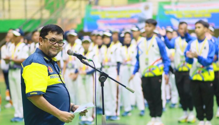 Kejurprov Drum Band 2025 Resmi ditutup pada Minggu malam Oleh Ketua PDBI Provinsi Jambi, Ir. H. Ivan Wirata, ST