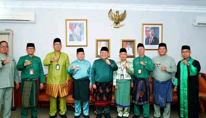 Sekda Mula P Rambe, S.Sos, Mengukuhkan Pegawai Negeri Sipil Dalam Jabatan Pimpinan Tinggi Pratama dan Jabatan Administrator 