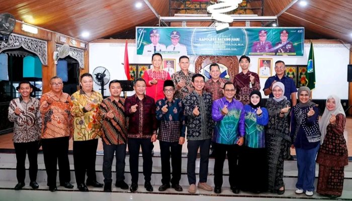 Kenal Pamit Kepala Kepolisian Resort Batang Hari ‎dari ΑΚΒΡ. Handoyo Yudhi Santosa, S.I.K, M.I.Κ ‎Kepada ΑΚΒΡ. Arya Tesa Brahmana, S.I.K