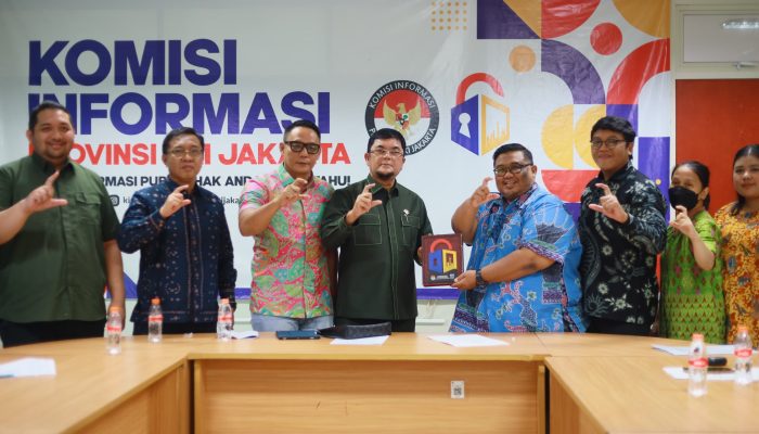 Komisi I DPRD Pelajari Cara Negara Hadir dalam Keterbukaan Informasi