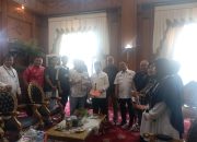 Gubernur Jambi Al Haris Tepati Janji, Berangkatkan Umroh Atlet Peraih Emas PON Aceh–Sumut 2024