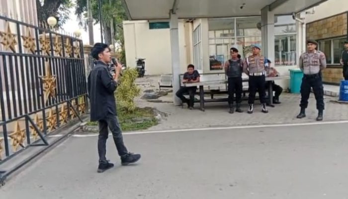 Prihatin Korban Pemerkosaan, Kapolda dan Ditreskrimum Ogah Temui Massa Aksi Demo