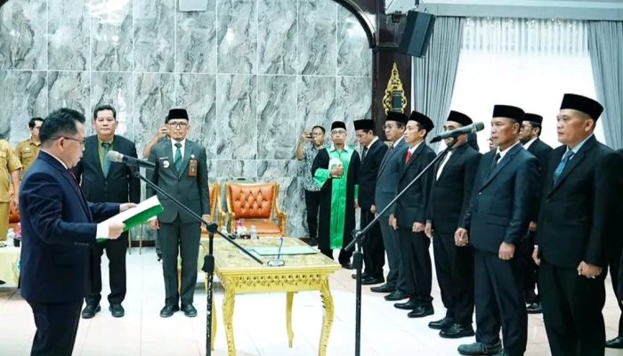 Sekda Mula P Rambe, Melantik Jabatan Pimpinan Tinggi Pratama, Administrator, Pengawas dan Fungsional Tertentu di Lingkungan Pemerintah Kabupaten Batang Hari