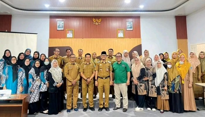 Focus Group on Discusion (FGD) Identifikasi Tantangan Penanganan Stunting dan Tokoh Masyarakat yang Berpengaruh