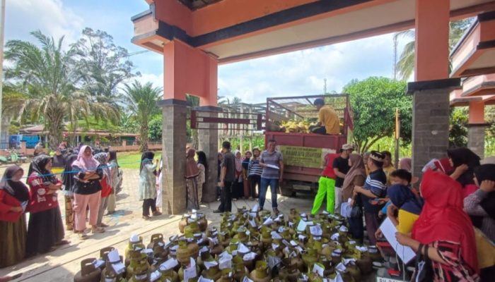 Pertamina Patra Niaga Mengadakan Operasi Pasar LPG 3 Kg di Merangin, 1.680 Tabung Disalurkan