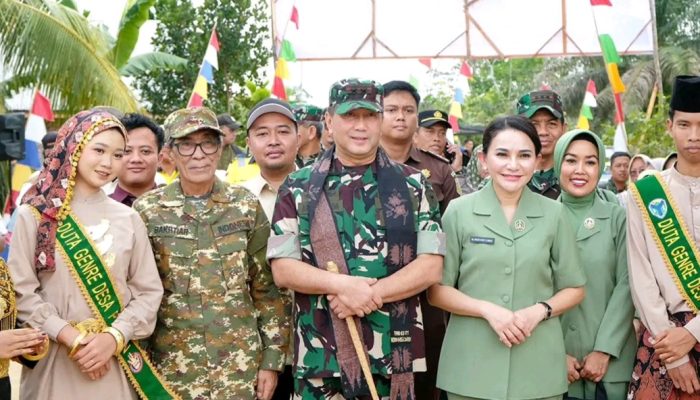 Wakil Bupati Batang Hari H. Bakhtiar menghadiri Acara Penutupan TMMD Ke-127 Kodim 0415/Jambi