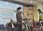 Diza Hazra Hadiri Manasik Calon Jemaah Haji, Tekankan Kesehatan dan Kepatuhan Aturan