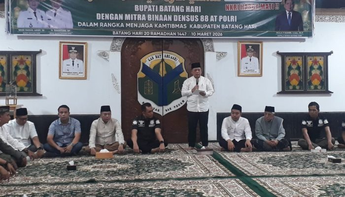 Bupati Batang hari Buka puasa Bersama Mitra Binaan Densus 88 AT POLRI