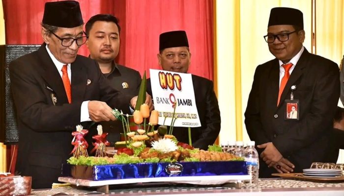 Ketua DPRD Kabupaten Batang Hari Rahmat Asropi, Menghadiri HUT Bank Jambi ke-63 Tahun 2026