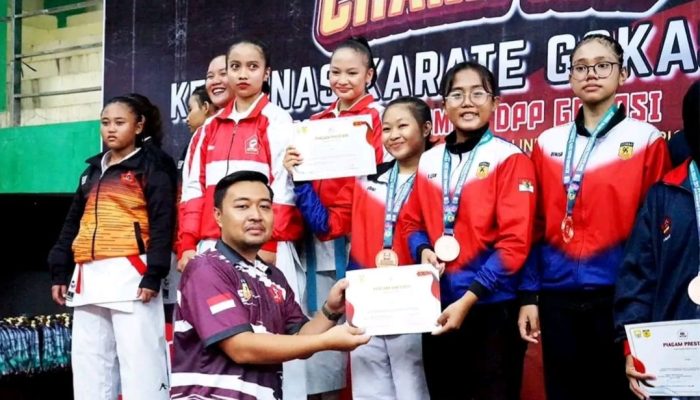 Ketua DPRD Batang Hari, Rahmat Asropi, Menghadiri Pembukaan Kejurnas Karate Gokasi Tahun 2026