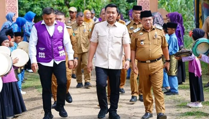 Ketua DPRD Batang Hari Rahmad Hasrofi menghadiri Pekan Gebyar Anak dan Orang Tua Tingkat Kabupaten Batang Hari