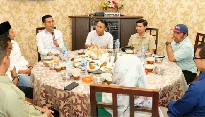 Bupati Batang Hari Mhd. Fadhil Arief Menghadiri Acara Buka Puasa Bersama dengan Himpunan Mahasiswa Batang Hari (HIMBARI) Jakarta