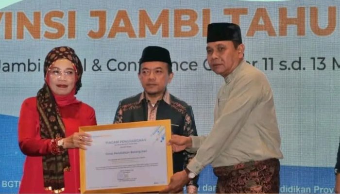 Bapak Zulpandli Menghadiri Rapat Koordinasi Program Prioritas Guru dan Tenaga Kependidikan di Jambi