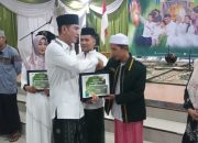 Mhd. Fadhil Arief, Menyerahkan Hadiah Pemenang  semarak Ramadhan Batang Hari Super Tangguh 2026 M./1447 H