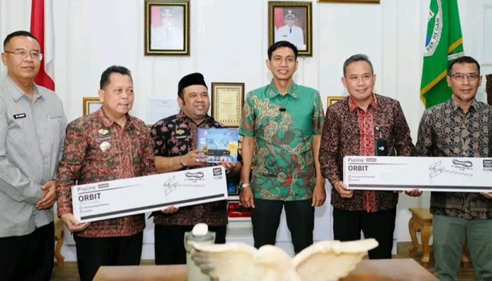 Bupati Batang Hari Mhd Fadhil Arief, Menerima Kunjungan Sekaligus Audiensi Bersama TVRI Jambi
