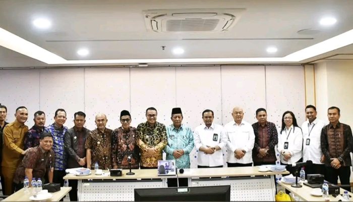 Wakil Bupati Batang Hari H. Bakhtiar Menghadiri Rakor di Kemendikdasmen RI, Jakarta 