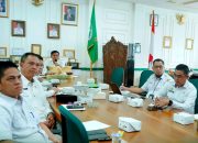 Bupati Batang Hari Mhd. Fadhil Arief mengikuti kegiatan REBOAN: Rembuk dan Bincang-Bincang Otonomi Daerah secara daring (zoom meeting) 