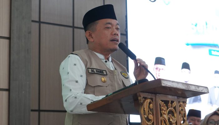 Lepas 442 JCH Kloter BTH 19, Pesan Gubernur Al Haris: Fokus Ibadah Haji, Jangan sia-siakan Perjuangan Puluhan Tahun