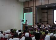 Wagub Sani Lepas 442 JCH Kloter BTH 22 Provinsi Jambi, Doakan Keselamatan dan Keberkahan Bagi Keluarga dan Daerah