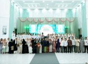 Mhd. Fadhil Arief Bersama Ibu Zulva Fadhil Hadiri Perpisahan dan Pelepasan Siswa/i Kelas VI Tahun Pelajaran 2025/2026 