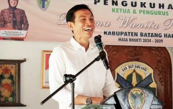 Bupati Batang Hari Mhd. Fadhil Arief Menghadiri Pengukuhan Ketua dan Pengurus Darma Wanita Persatuan (DWP) Kabupaten Batang Hari Periode 2024 – 2029
