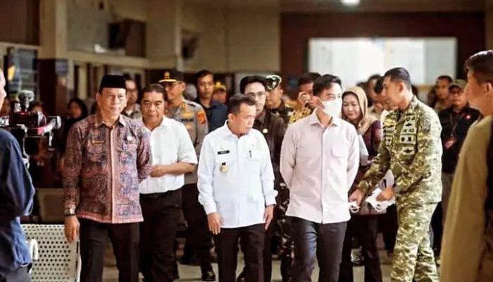 Wakil Presiden Gibran Tinjau RSUD Raden Mattaher Jambi, Didampingi Gubernur Al Haris – Permohonan Percepatan Alat MRI & Penguatan SDM Disambut Positif
