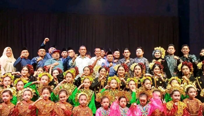 Sanggar Selaras Sekato Tampilkan Seni Khas Batang Hari dalam Pagelaran Sedekah Ramo di Taman Budaya Jambi